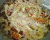 Foto langkah ke 3 dari resep Telur Ceplok Masak Kecap.