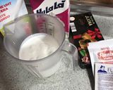 Foto del paso 1 de la receta: Flan cremoso de turrón y nata