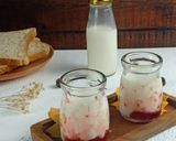 Foto langkah ke 3 dari resep 🍂 Korean Strawberry Milk.
