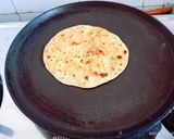 A picture of step 3 of મિસ્સી રોટી.