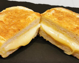Foto del paso 8 de la receta: Sándwich de huevo y queso