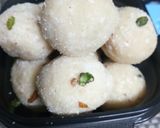 A picture of step 4 of Til ladoo.