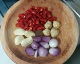 Foto langkah ke 1 dari resep Sayur Asem + Ikan Asin Sederhana Dan Enak.