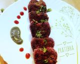 A picture of step 6 of Red Velvet heart cutlets.