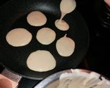 Φωτογραφία βήματος 2 της συνταγής Pancakes κλασική αμερικανική έκδοση