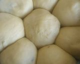 Foto langkah ke 4 dari resep Roti Sobek Simple.