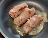 Foto del paso 8 de la receta: Rollitos de ternera con Gruyère