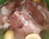 Foto langkah ke 1 dari resep Soto Ayam Kuah Kuning.