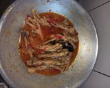 Foto langkah ke 6 dari resep Ceker pedas kuah empuk.
