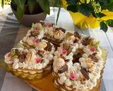 Vaníliás almás torta karamell szósszal és pirított mandulával recept fázis 4 fotója