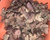 Foto langkah ke 2 dari resep Semur ampela ati tahu.