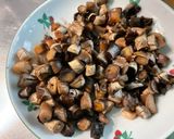 Une image de l'étape 3 de Pâtes Pipe Rigate au saumon et champignons.