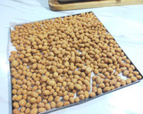 Foto langkah ke 6 dari resep Kacang Telur inspirasi kue Natal tahun baru 2021.