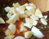 Foto del paso 6 de la receta: Chauchas en salsa de tomate con huevos y papas doradas