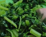 Foto del paso 3 de la receta: Ensaladita de 🥦 brócoli, con...ORTIGAS!