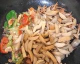 Foto langkah ke 4 dari resep Sambal tumis bawang jengkol teri.