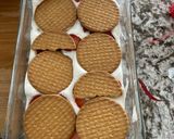 A picture of step 6 of Strawberry Pave.