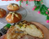 Foto langkah ke 5 dari resep Korean Garlic Cheese Bread.