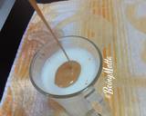 Dalgona hot coffee recipe step 2 photo