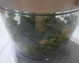 Foto del paso 7 de la receta: Pesto de albahaca en mortero y procesadora