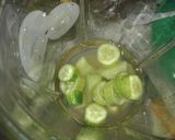 Foto langkah ke 2 dari resep Smoothie Timun.