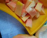 A picture of step 1 of Sweet Papaya Milkshake.