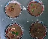 A picture of step 4 of Strawberry chocolate muffins.