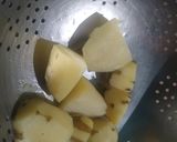 আলু পুরি (aloo puri recipe in Bengali) রেসিপি ধাপ - 1 ছবি