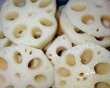Hình bước làm 3 của món Sườn Heo hầm Thảo Quả