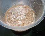 Foto langkah ke 1 dari resep Roti Gandum Praktis tanpa Ulen tanpa Mixer.