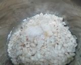 A picture of step 1 of Bhalla Papadi Chaat.