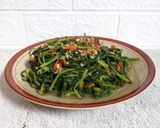 Foto langkah ke 3 dari resep Kangkung Terasi Pedas.