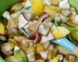 Foto langkah ke 8 dari resep Asinan Buah Segar Untuk Jualan.