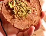 Foto langkah ke 9 dari resep Pistachio Chocolate Crispy Gluten Free.