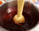 Foto langkah ke 5 dari resep Charlotte aux fruits rouges.