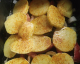 Foto del paso 3 de la receta: Muslos deshuesado con salsa de verduras