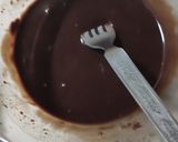 A picture of step 1 of Marie Biscuit Choco pies.