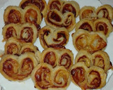 Foto del paso 1 de la receta: Palmeritas de chorizo ibérico y queso 