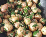 Foto del paso 5 de la receta: Papas con ajo