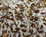A picture of step 5 of Masala Maggi.