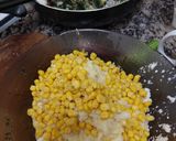 Foto del paso 4 de la receta: Empanadas de espinaca, también de humita...super fáciles 😋