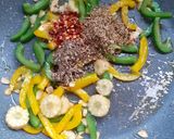 A picture of step 3 of Fettuccine Aglio e Olio.