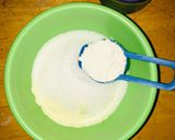 A picture of step 3 of Milk balls (gullisuwa).