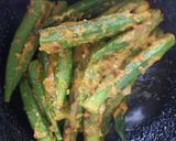 भरवा भिंडी (bharwa bhindi recipe in Hindi) रेसिपी चरण 5 फोटो