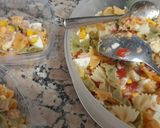Foto del paso 2 de la receta Ensalada de pasta con pimientos del piquillo