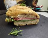 Foto del passaggio 10 della ricetta Treccia di focaccia natalizia 🎄🥯