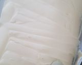 A picture of step 2 of Homemade nutty popsicles.