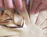 Foto langkah ke 6 dari resep Nutella Puff Pastry.