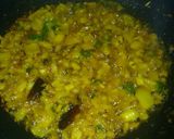 A picture of step 5 of Brinjal aur Palak saag.