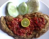 Foto langkah ke 4 dari resep Telor geprek kekinian..